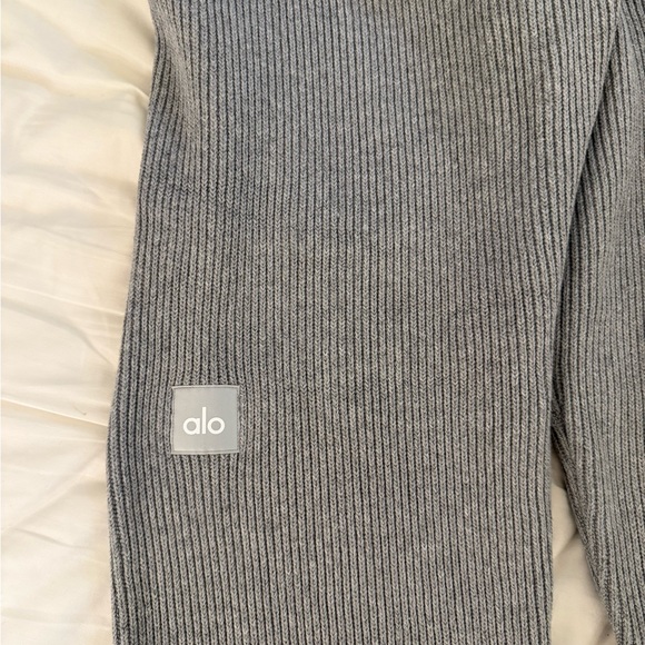 ALO Domain Rib Gray Knit Pants - Picture 7 of 7